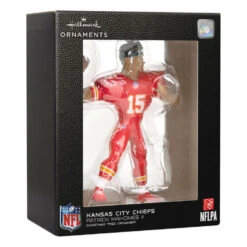 NFL Kansas City Chiefs Patrick Mahomes II Hallmark Ornament -Optimal Home Decoration NFL Kansas City Chiefs Patrick Mahomes II Christmas Ornament 1OSL1547 04