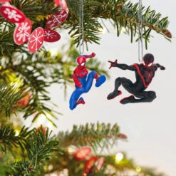 Hallmark Mini Marvel Spider-Man And Miles Morales Ornaments, Set Of 2 -Optimal Home Decoration Spiderman Miles Morales Keepsake Ornaments 1999QXM9337 03